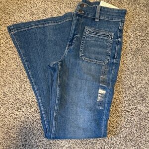 NWT American Eagle Outfitters Flare Jeans